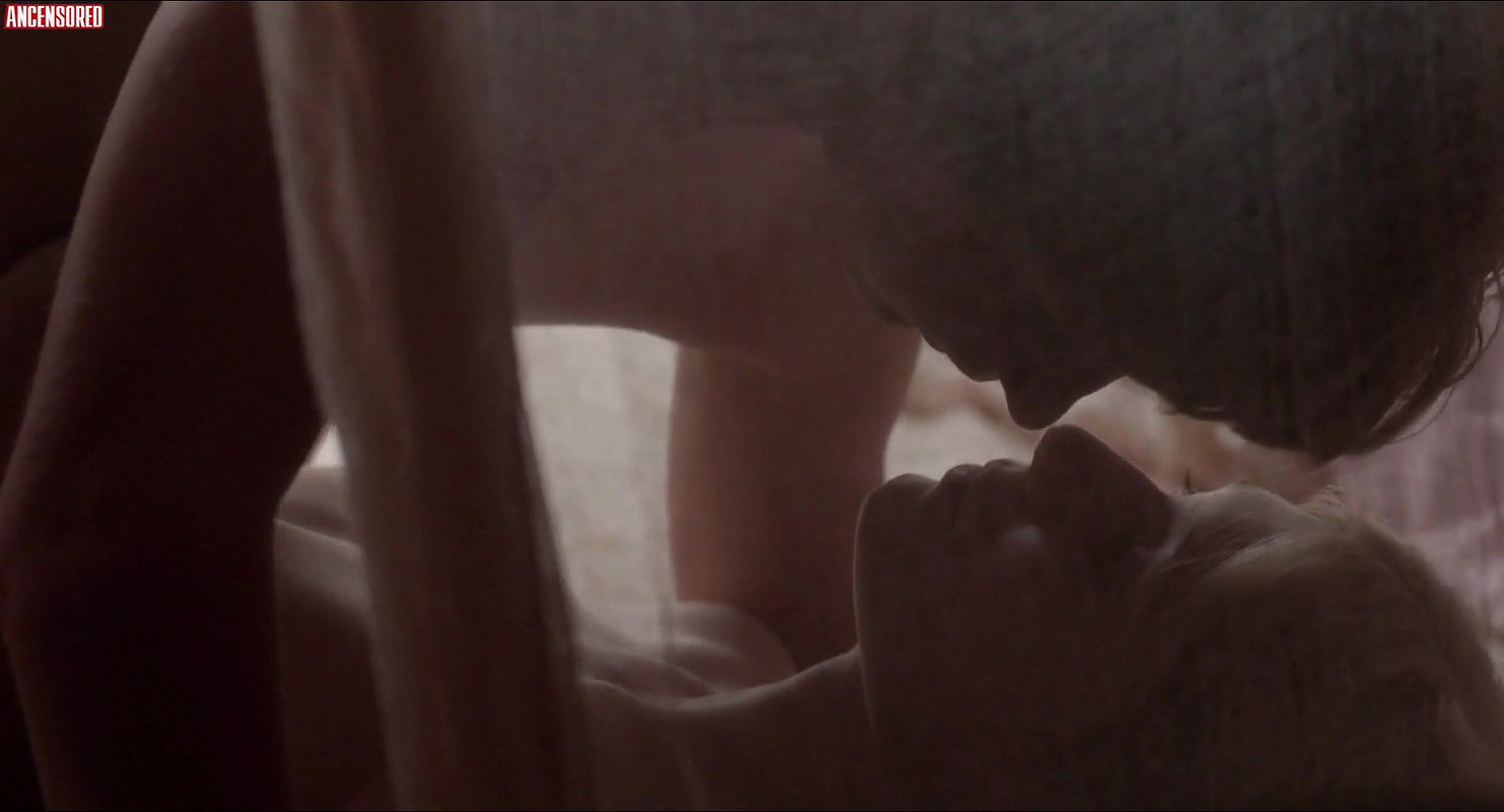 Elizabeth Debicki – breath