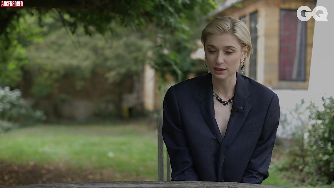 Elizabeth Debicki – GQ Behind the Scenes