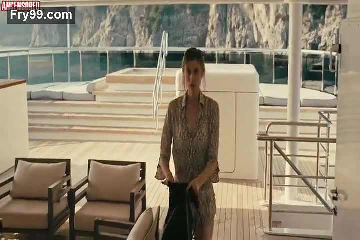 Elizabeth Debicki – tenet