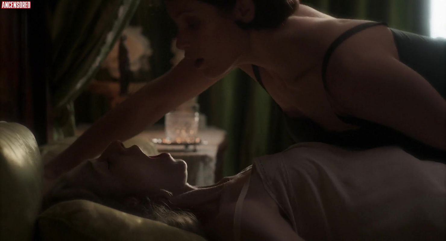 Elizabeth Debicki – vita and virginia