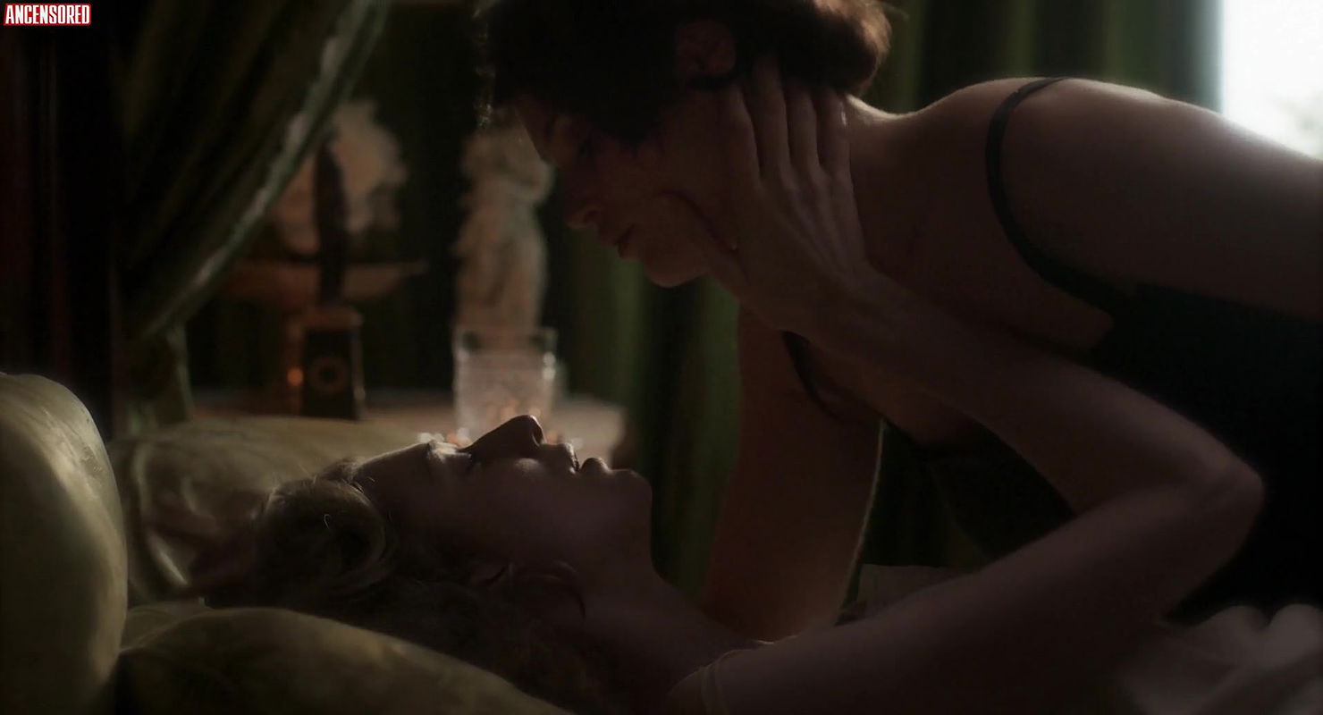 Elizabeth Debicki – vita and virginia