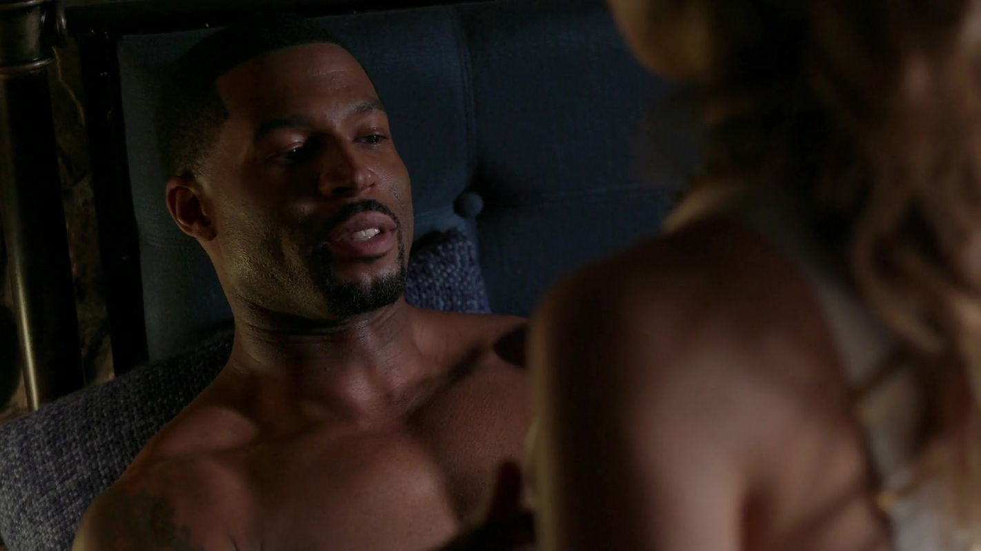 Elizabeth Gillies – dynasty ii