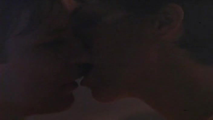 Elizabeth Gracen – Discretion Assured