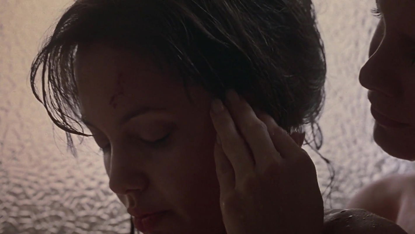 Elizabeth Mitchell – Gia