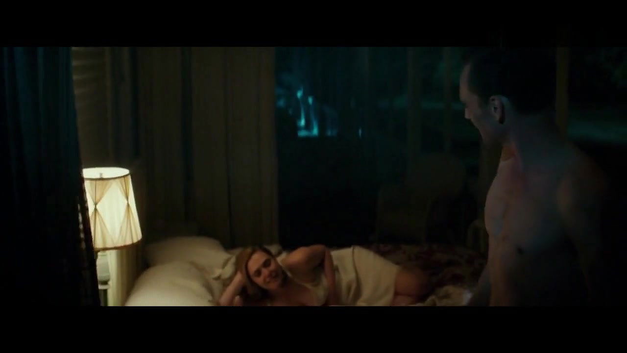 Elizabeth Olsen – I saw The Light