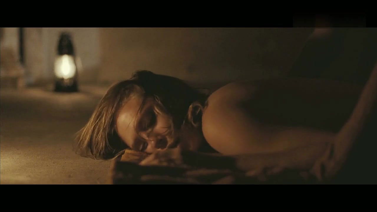 Elizabeth Olsen – Martha Marcy May Marlene