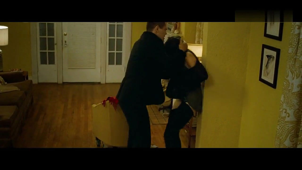 Elizabeth Olsen – Oldboy Remake