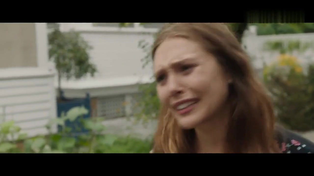 Elizabeth Olsen – Very Good Girls