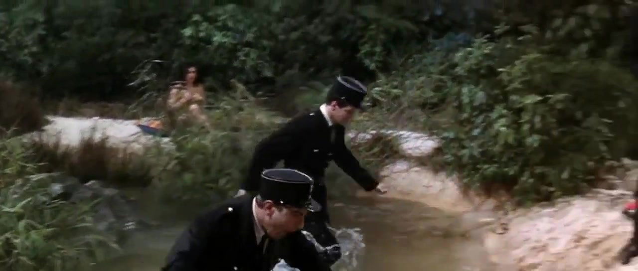 Elke Sommer – a shot in the dark