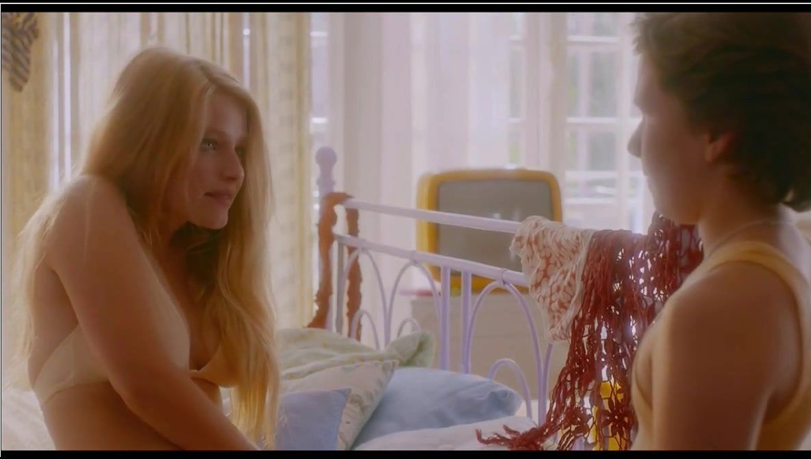 Ella June Henrard – love is the word