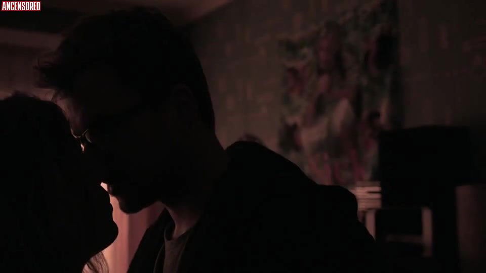 Ella Leyers – professor t 2