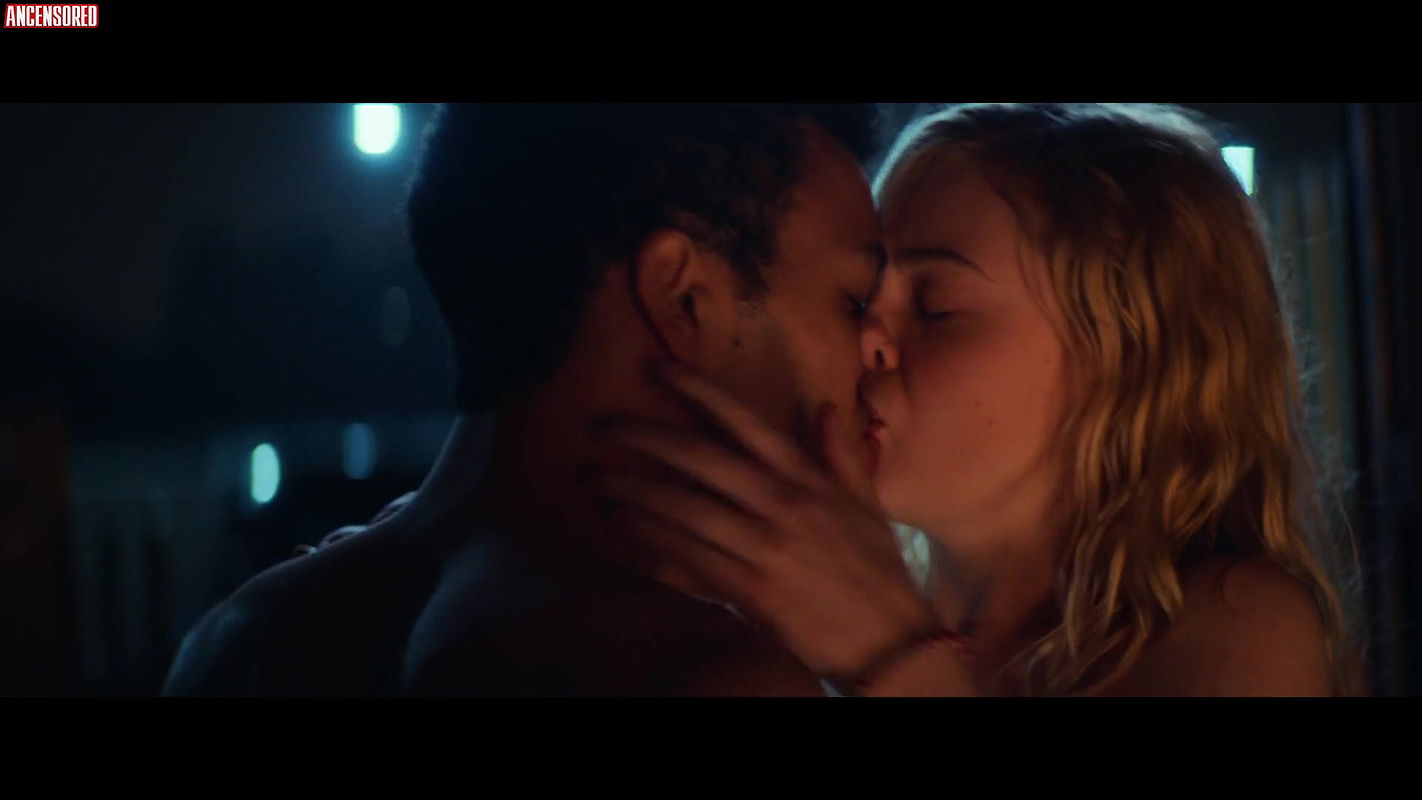 Elle Fanning – all the bright places