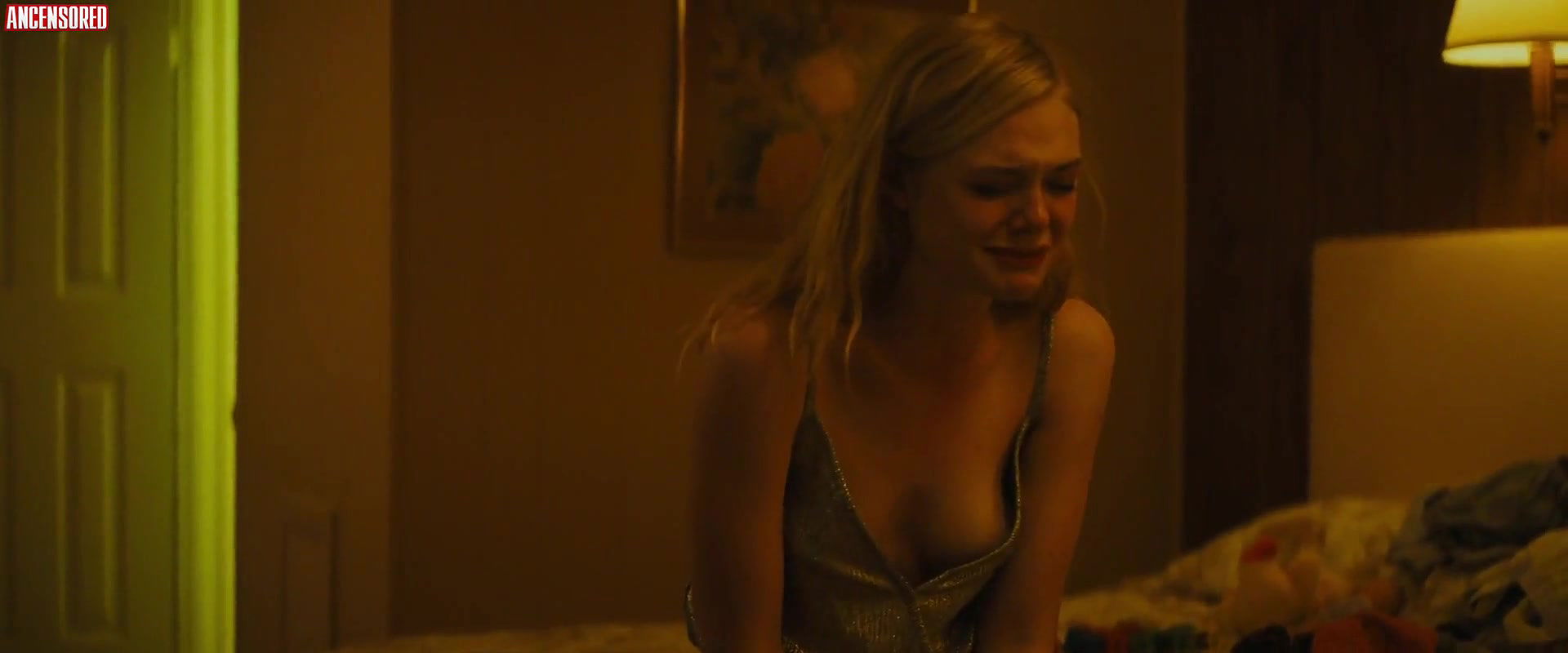 Elle Fanning – galveston