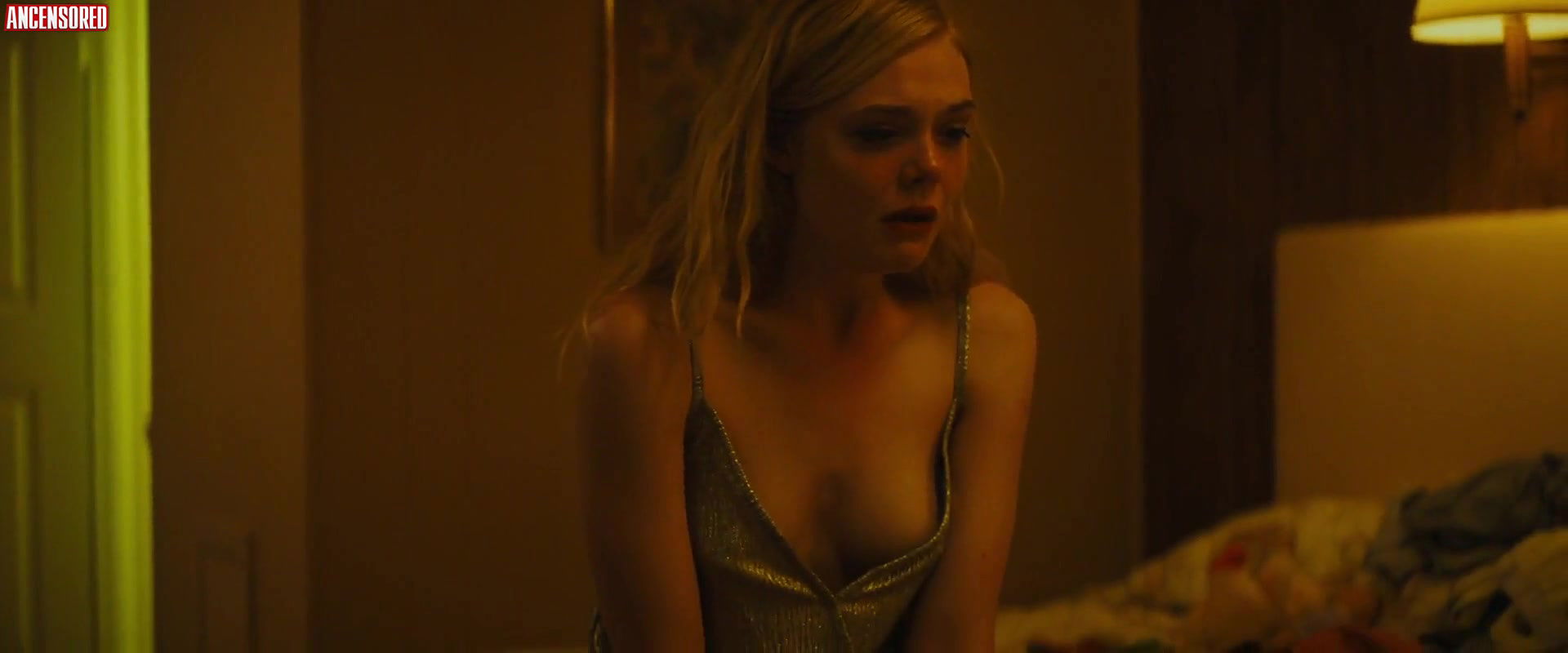 Elle Fanning – galveston