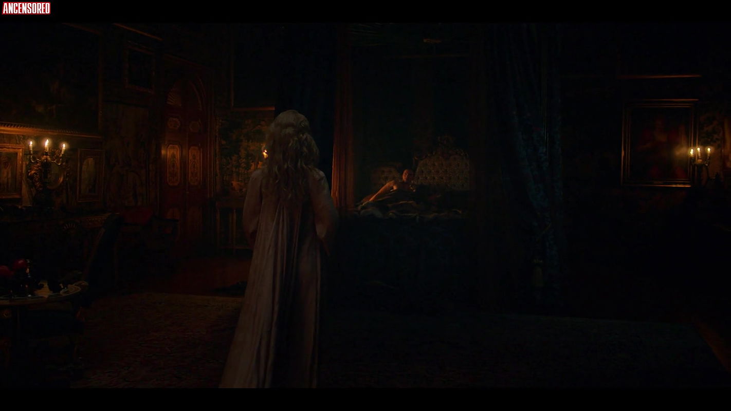 Elle Fanning – the great 2