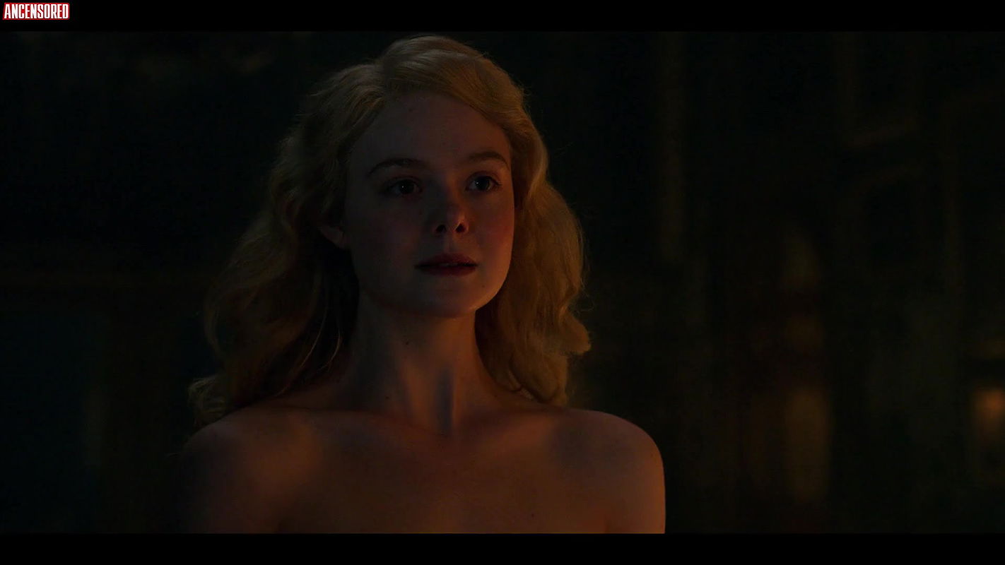 Elle Fanning – the great 2