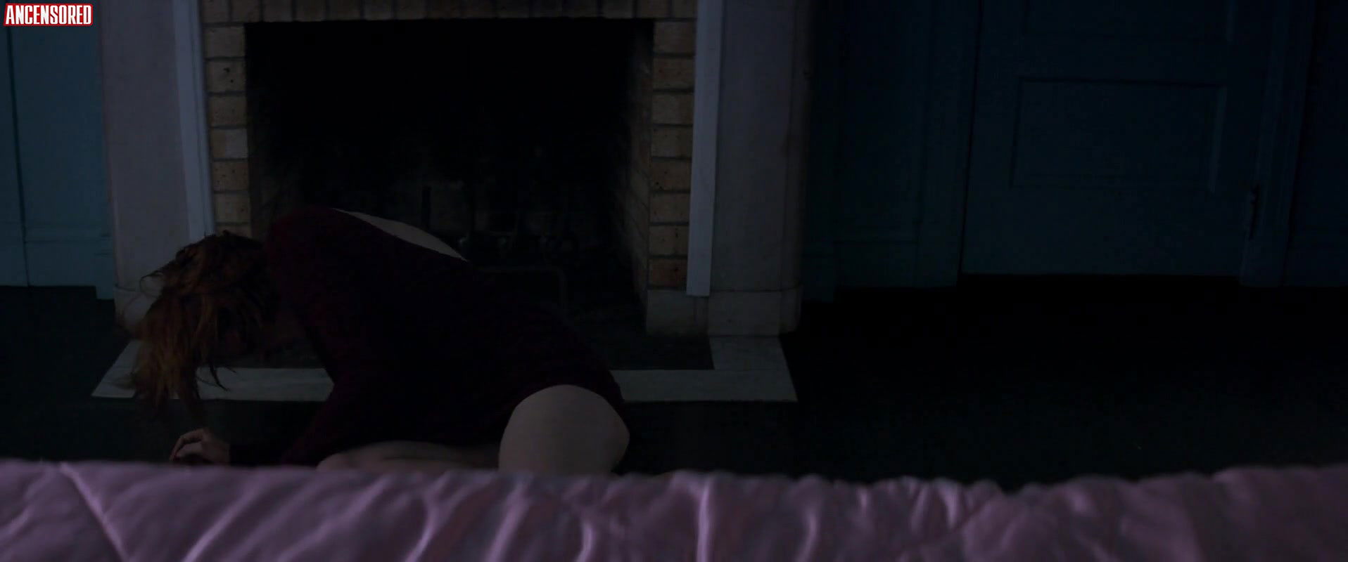 Elle Fanning – The Neon Demon