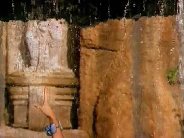 Elle Macpherson – elle macpherson in bali