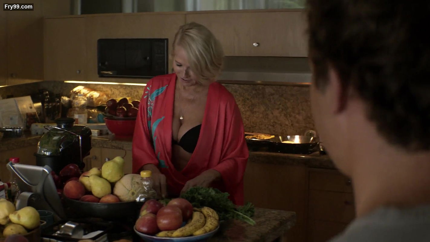 Ellen Barkin – Animal Kingdom