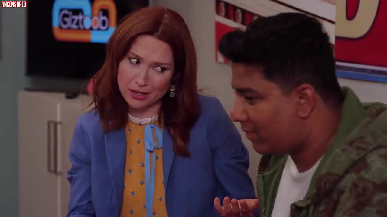 Ellie Kemper – Unbreakable Kimmy Schmidt
