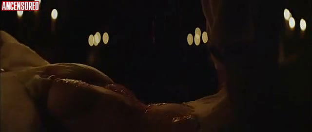 Elodie Frenck – Louis enfant roi