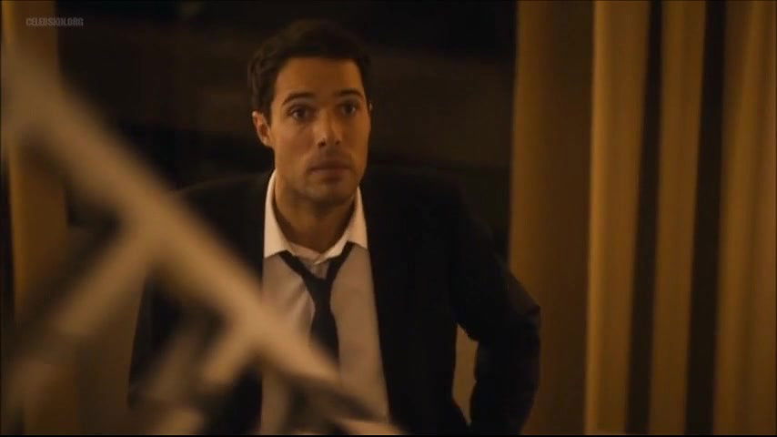 Elodie Frg – The Easy Way Out