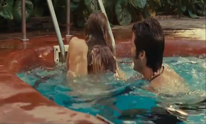 Elsa Pataky – Di Di Hollywood