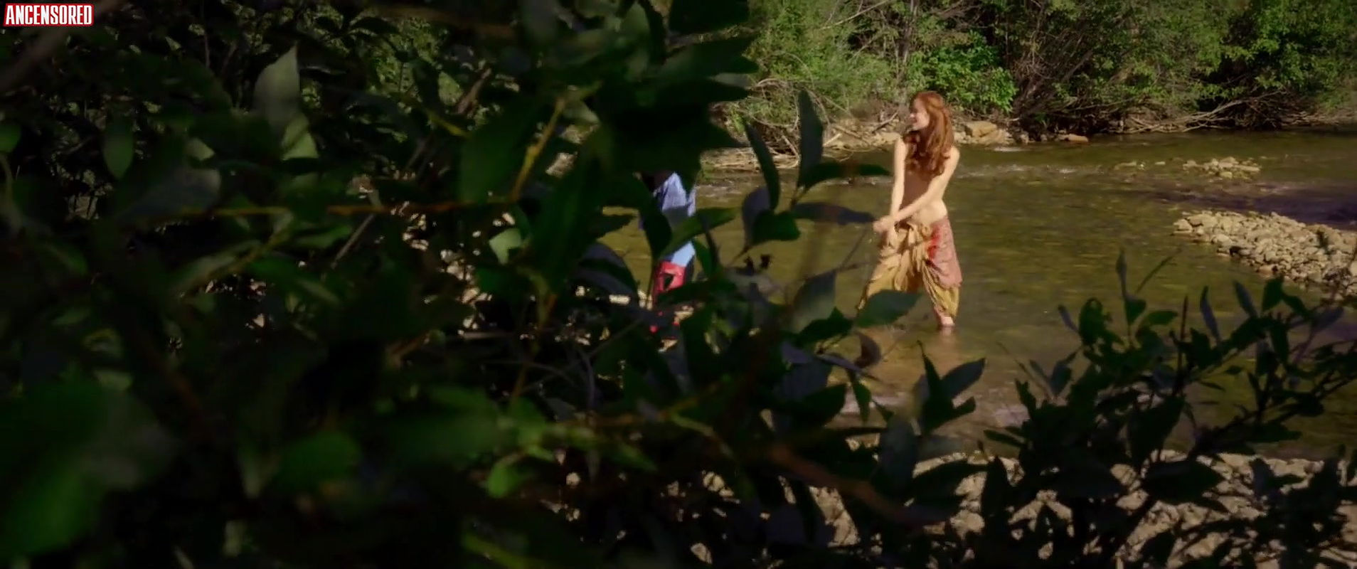 Elyse Levesque – Fishing Naked