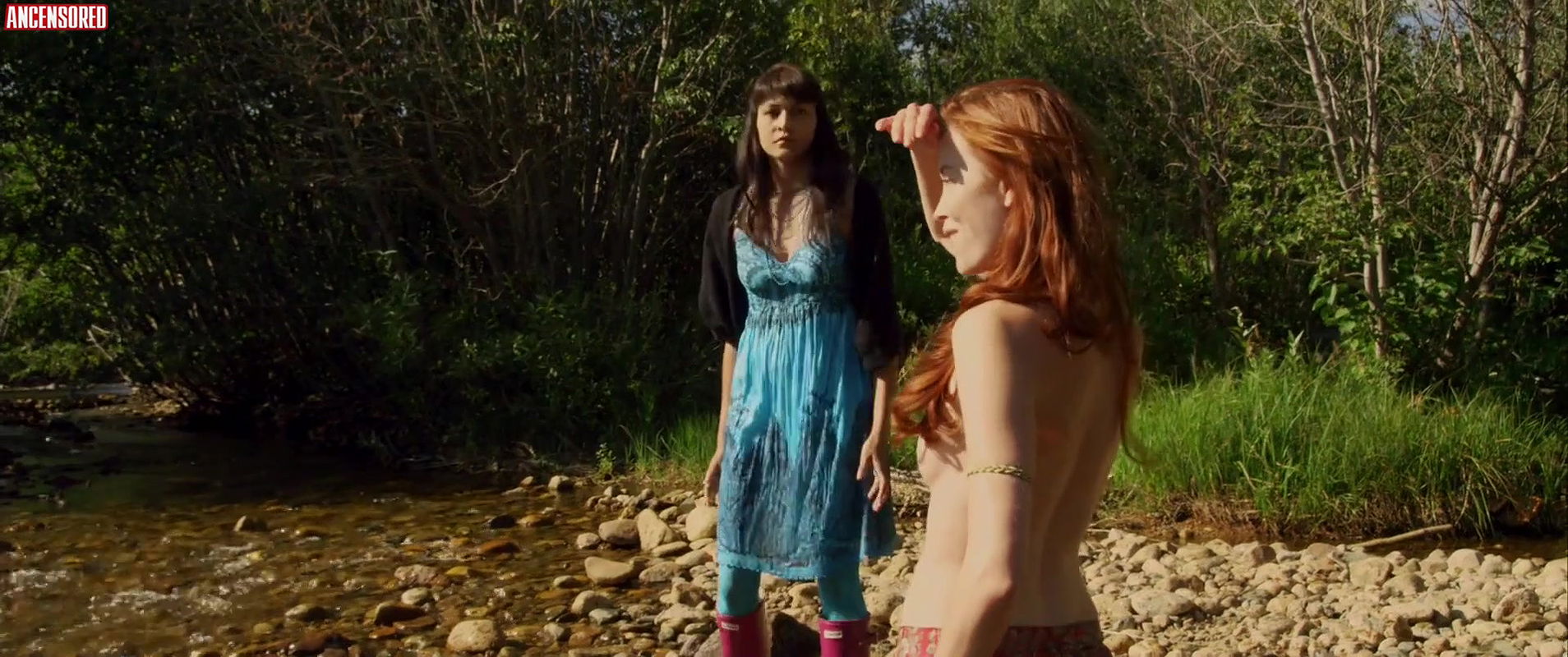 Elyse Levesque – Fishing Naked