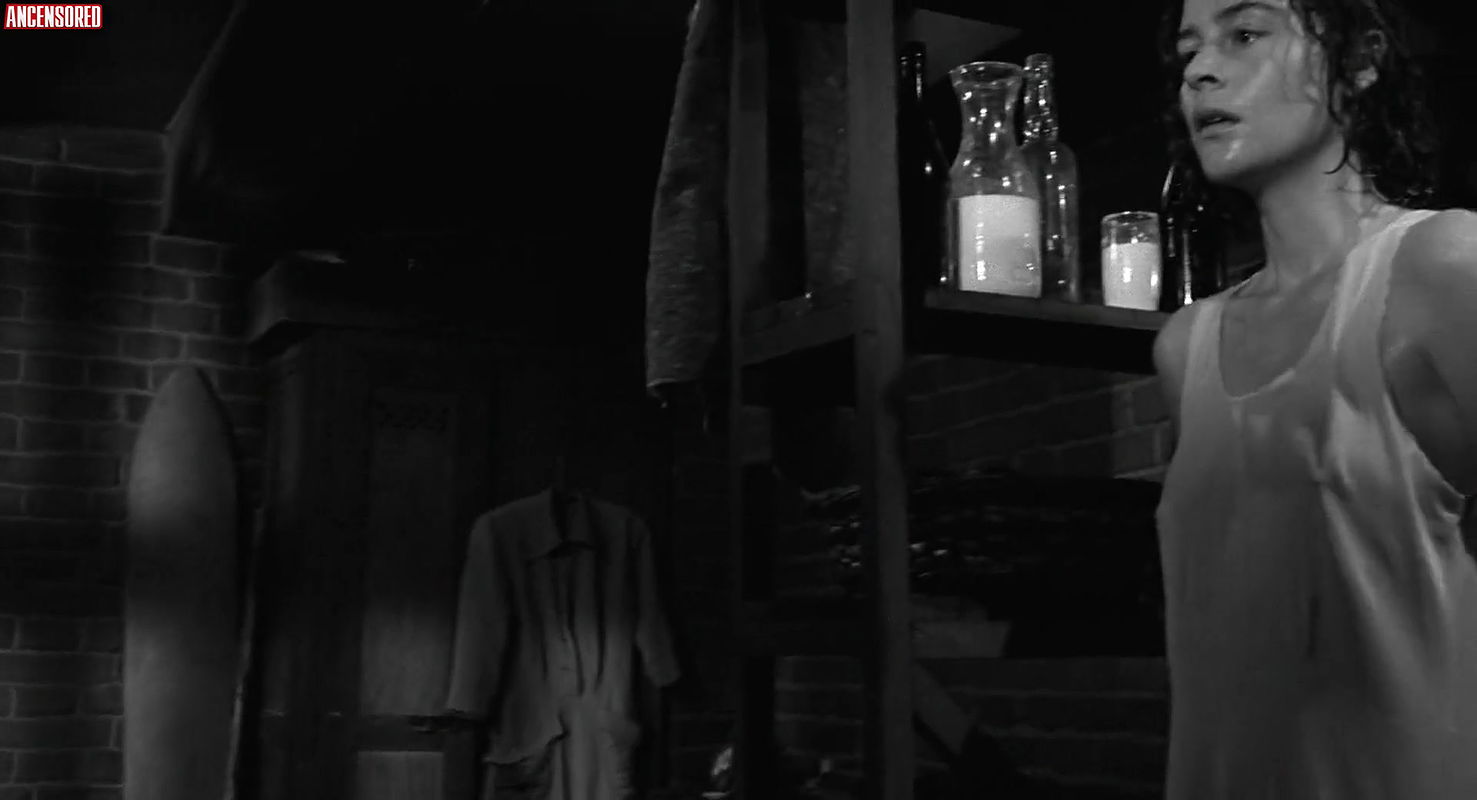 Embeth Davidtz – Schindler s List