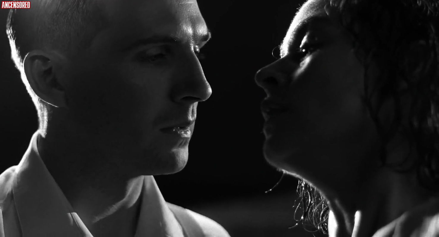 Embeth Davidtz – Schindler s List