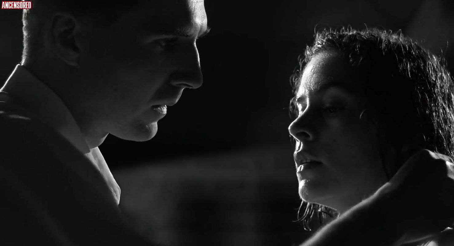 Embeth Davidtz – Schindler s List