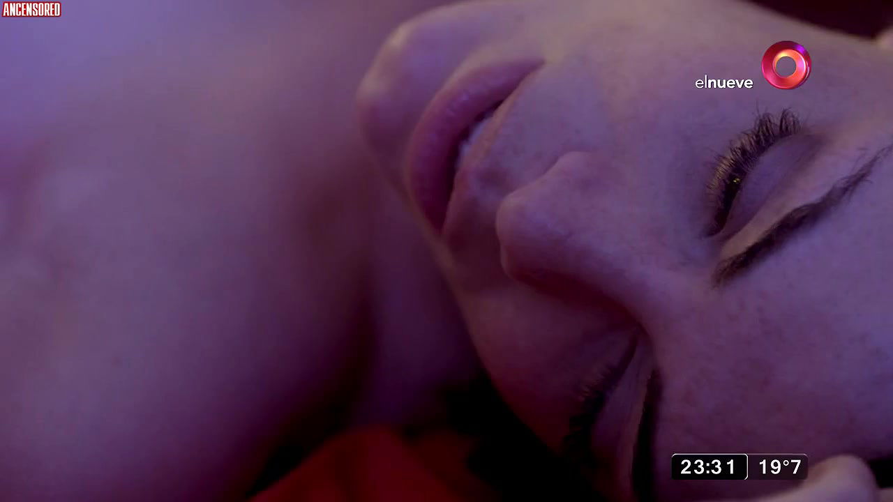 Emilia Attias – contrasangre