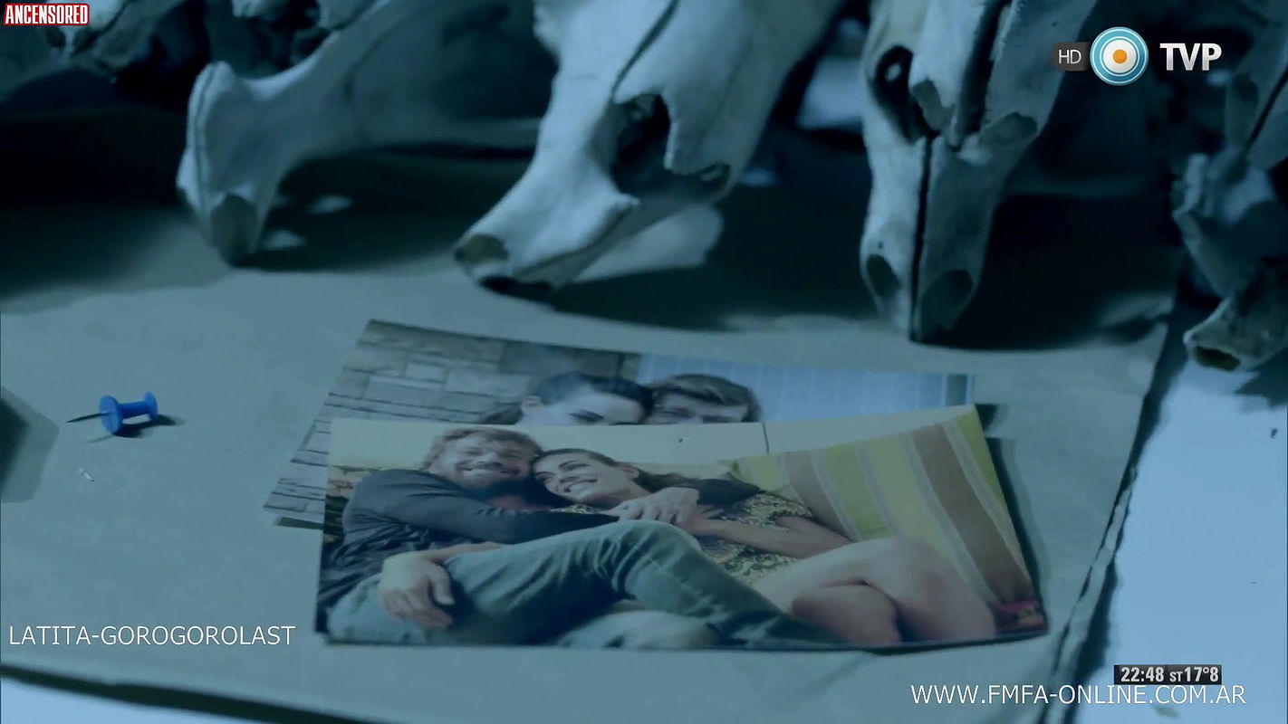 Emilia Attias – cromo