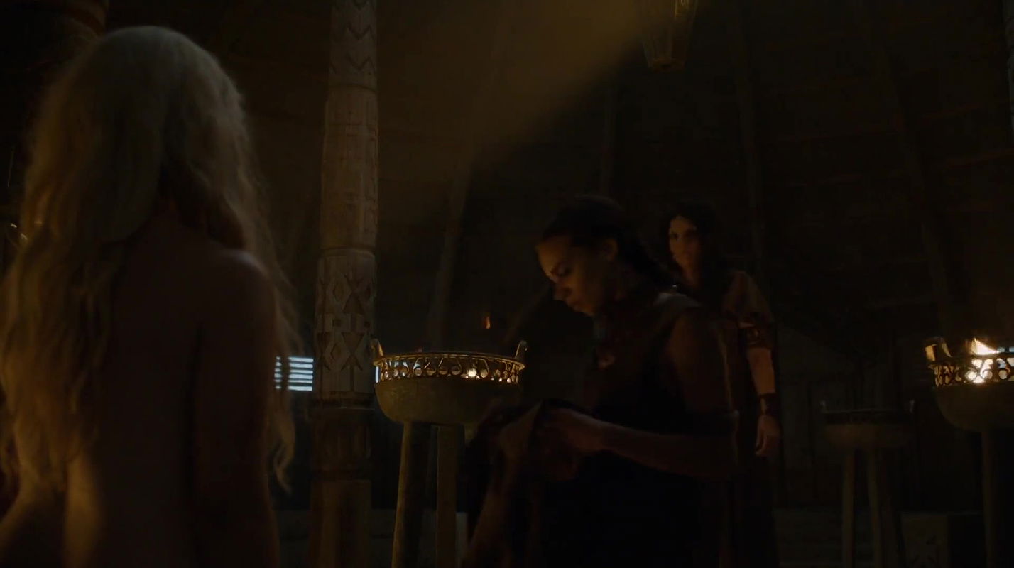 Emilia Clarke – Game of Thrones