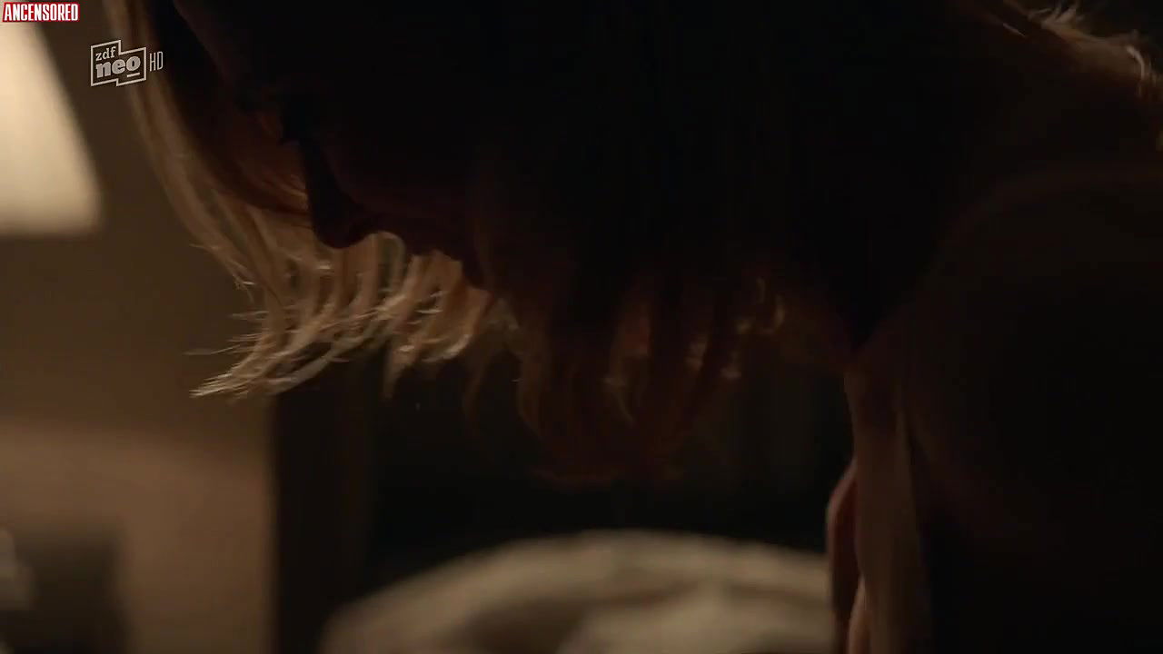 Emilia Fox – Silent Witness