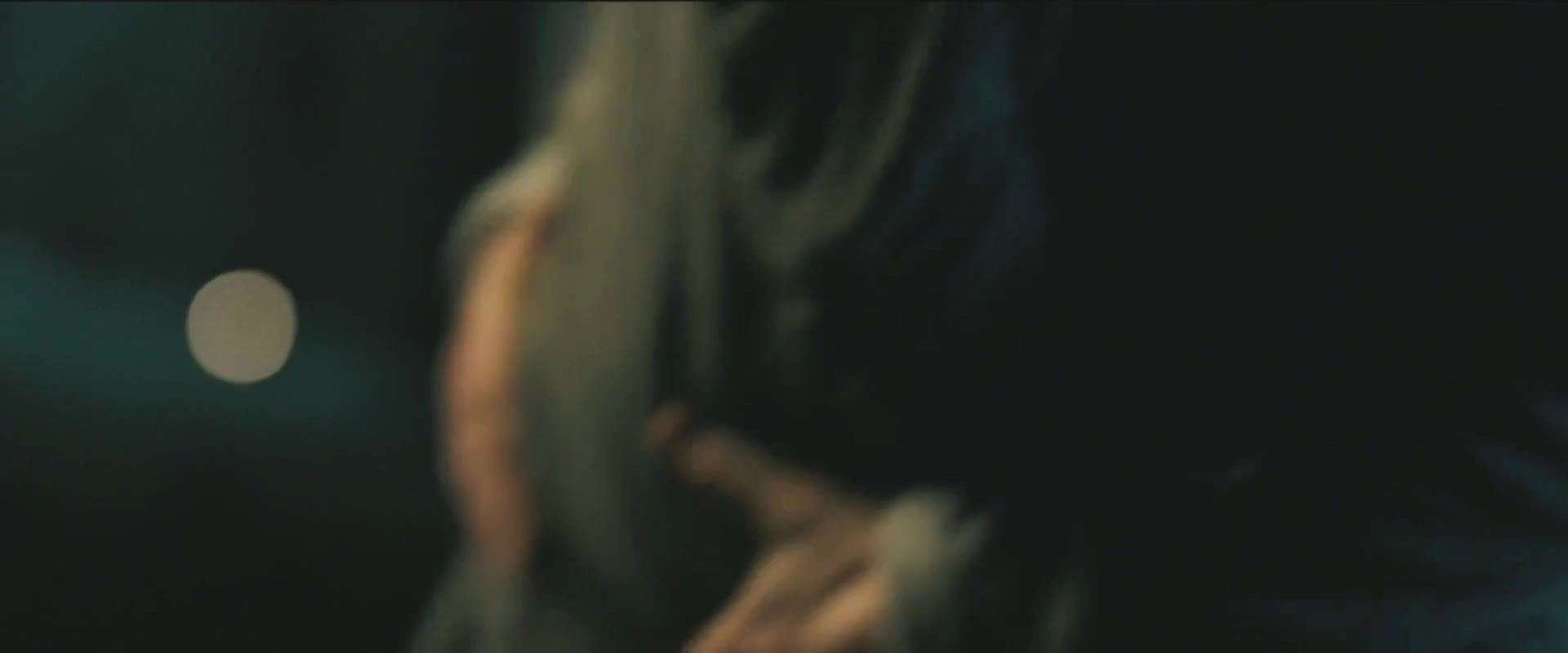 Emilia Schle – jugend ohne gott