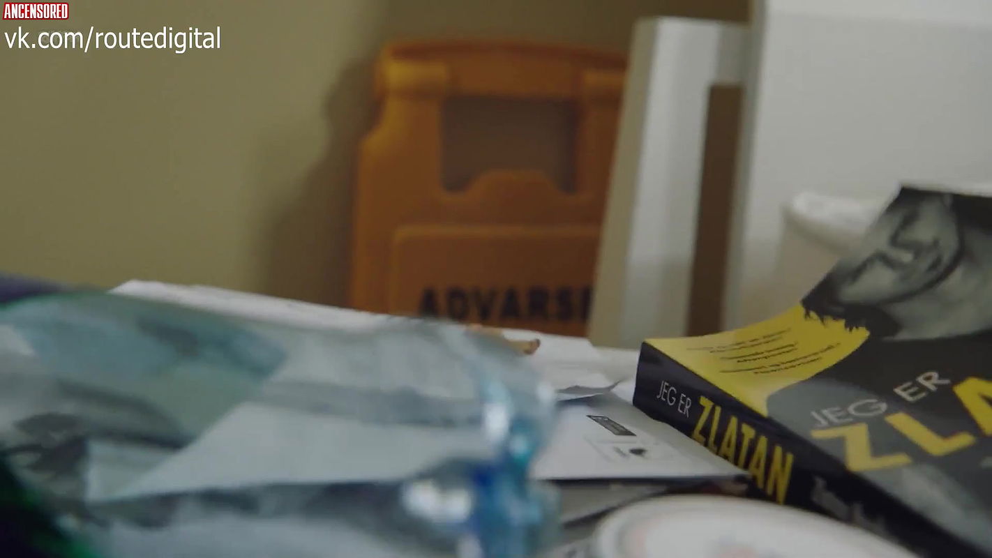 emilie nicolas – hvite gutter