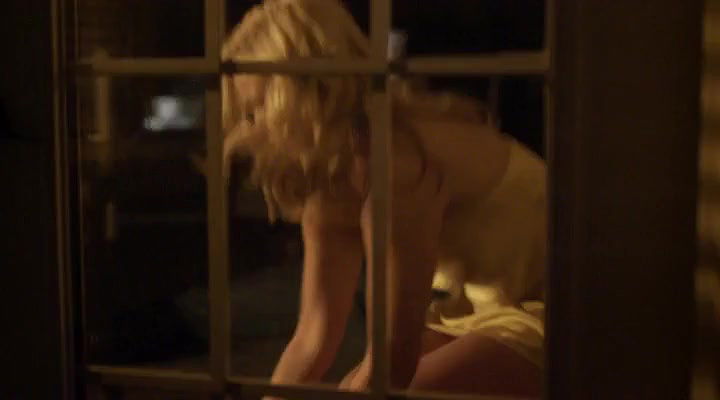 Emilie Ullerup – sleepwalking in suburbia