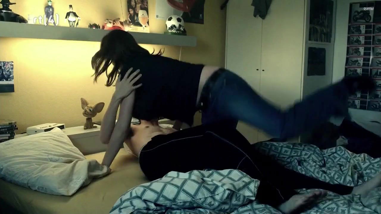 emilie vloeberghs – Code 37