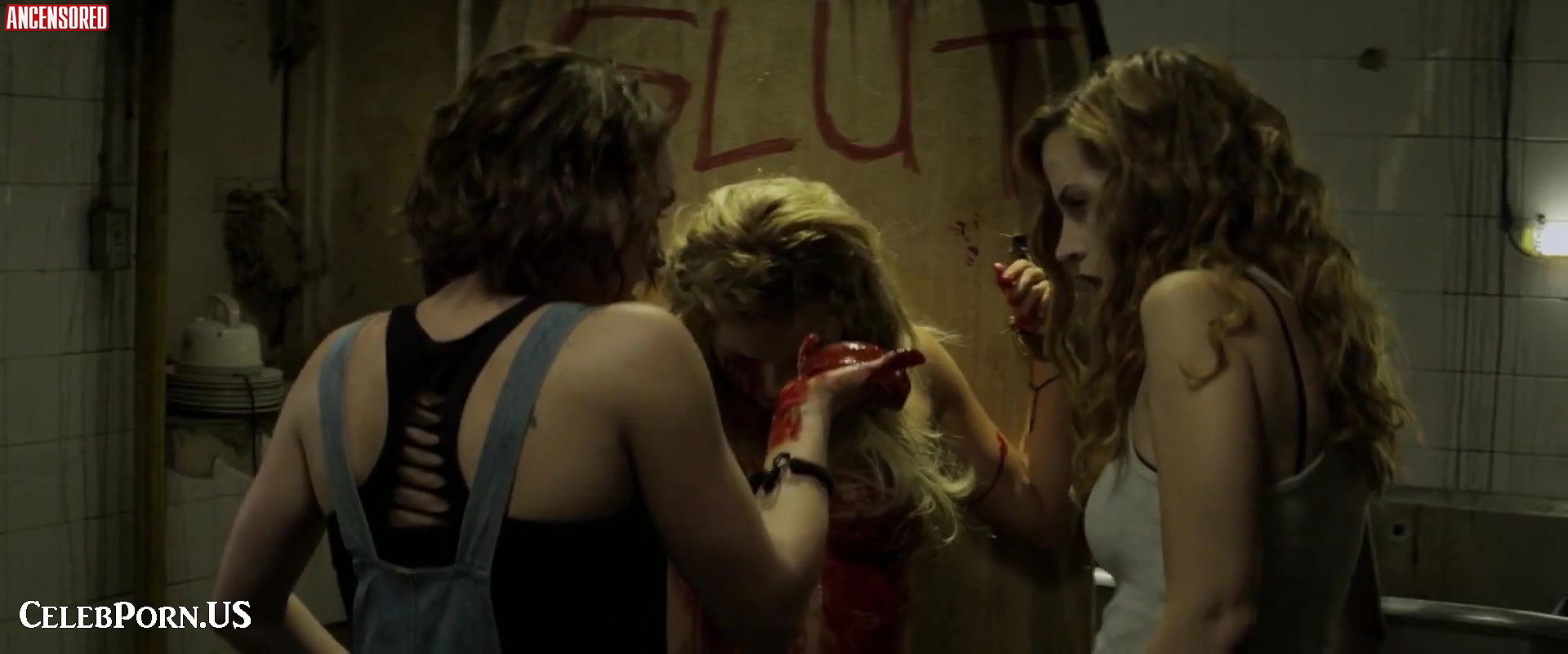 Emily Alatalo – The Scarehouse