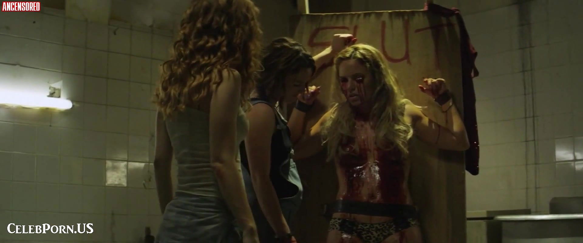 Emily Alatalo – The Scarehouse