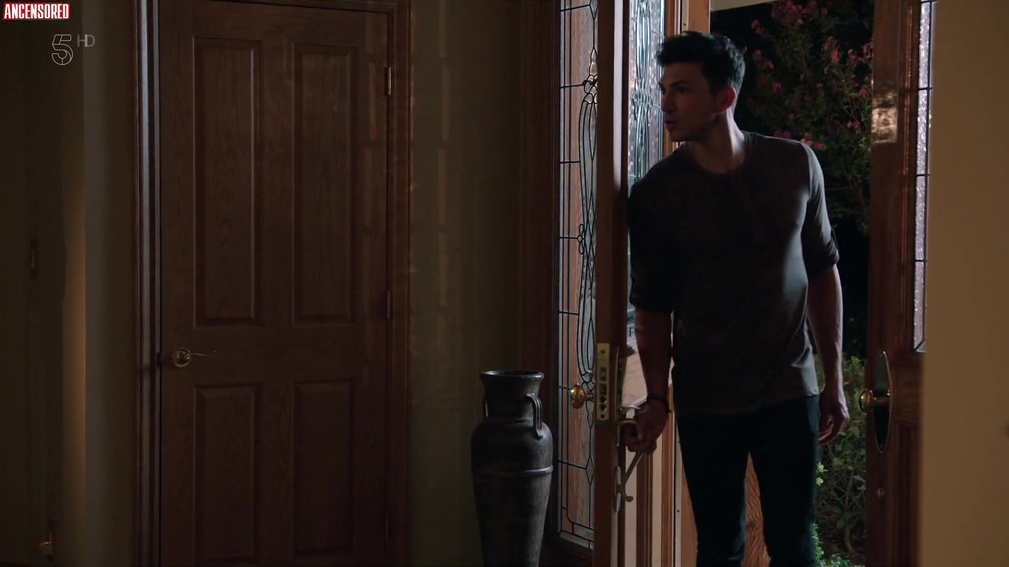 emily bader – stalked by a reality star