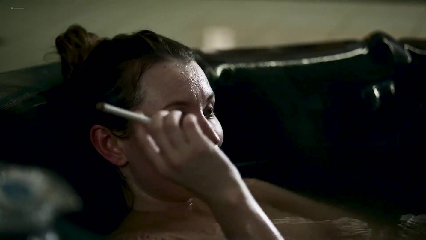 Emily Browning – american gods