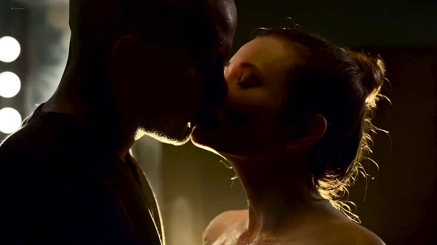 Emily Browning – american gods