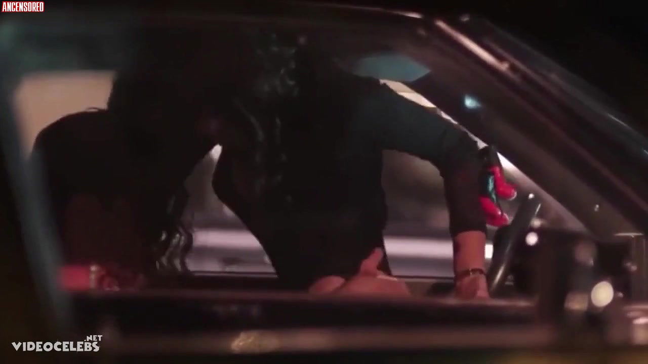 Emily Ratajkowski – cruise