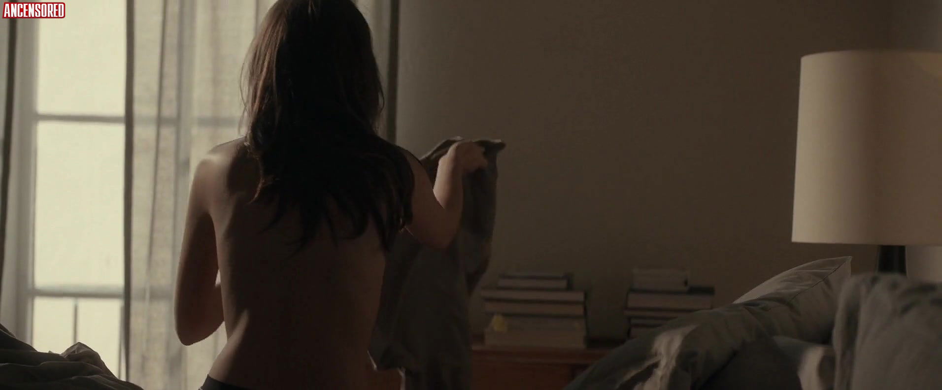 Emily Ratajkowski – lying and stealing