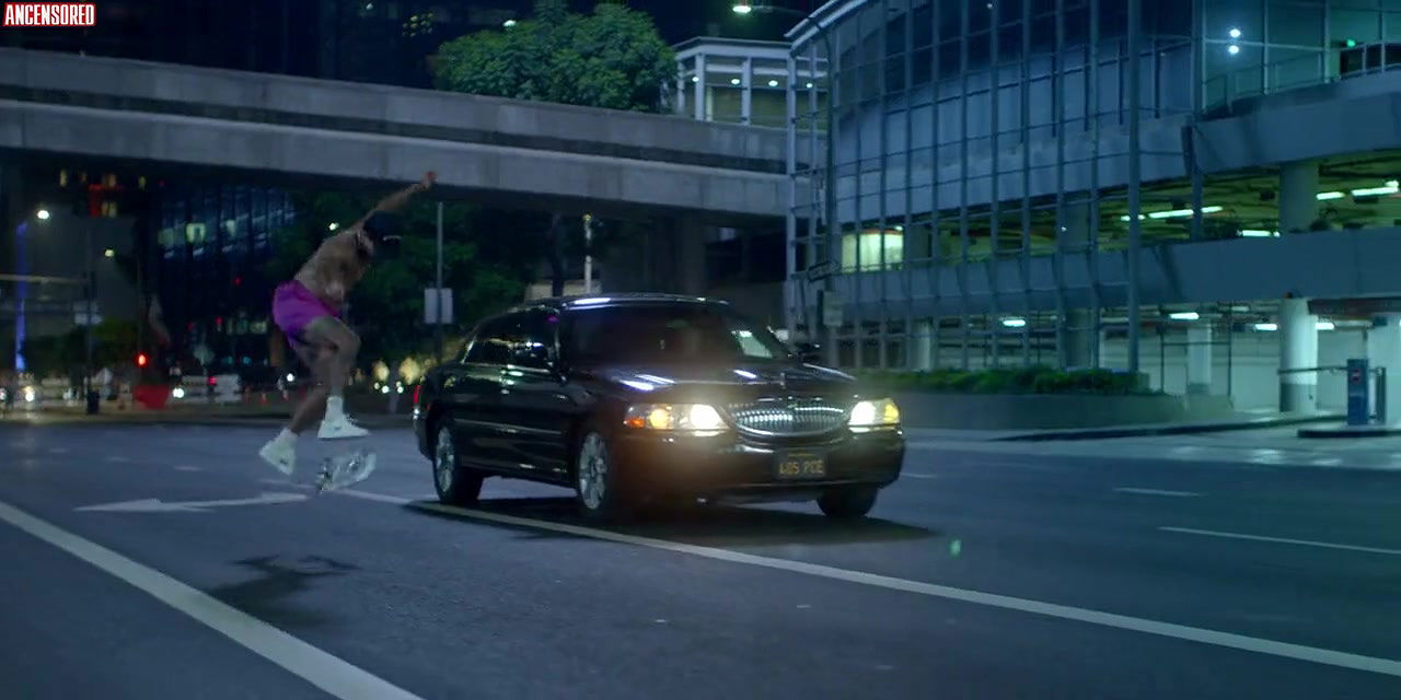 Emily Ratajkowski – savage x fenty show vol 3