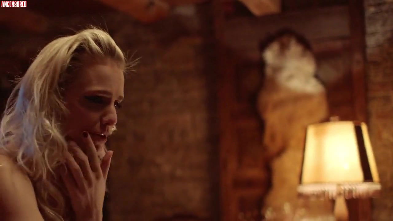 emily sweet – castle freak