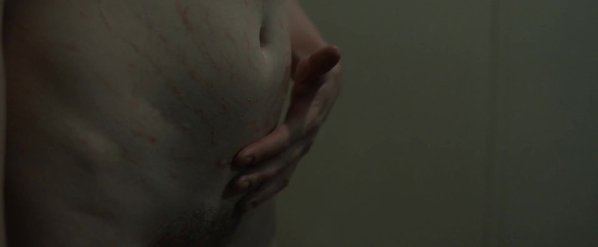 Emma Booth – hounds of love